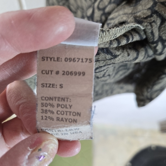 Cut Loose brown burnout floral tunic top - Picture 5 of 8